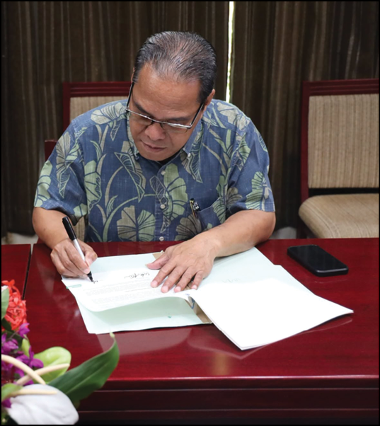 President Simina signs executive order establishing interim Compact Fund monitoring measures